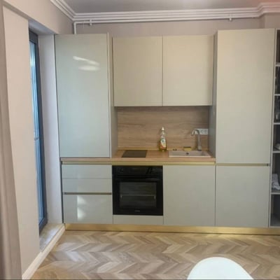 Аренда комфортных 3-комнатных апартаментов с видом на море, 75 м², Мамаия, Констанца, Румыния